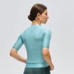 ss-jersey-women-25-traveler-glacier-blue-32